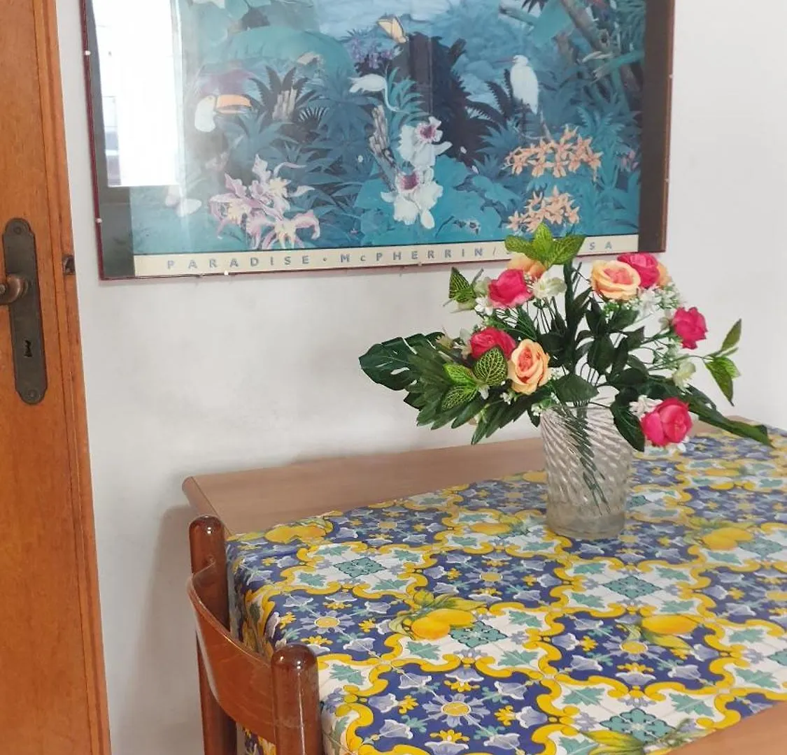 Napoli Stadio - 3 Bedrooms - 2 Bathrooms - Free Park 0*, Naples