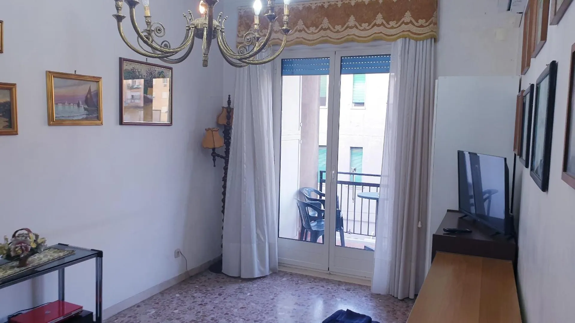 Napoli Stadio - 3 Bedrooms - 2 Bathrooms - Free Park Naples
